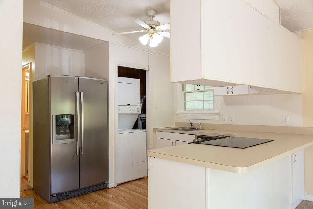 207 Creekside Drive photo 14