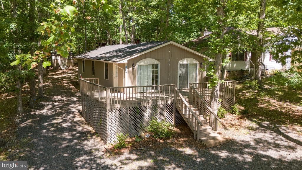 207 Creekside Drive, Locust Grove