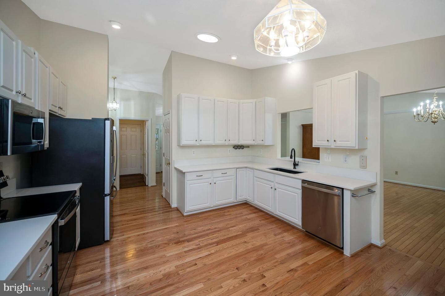 1011 Eastover Parkway photo 14