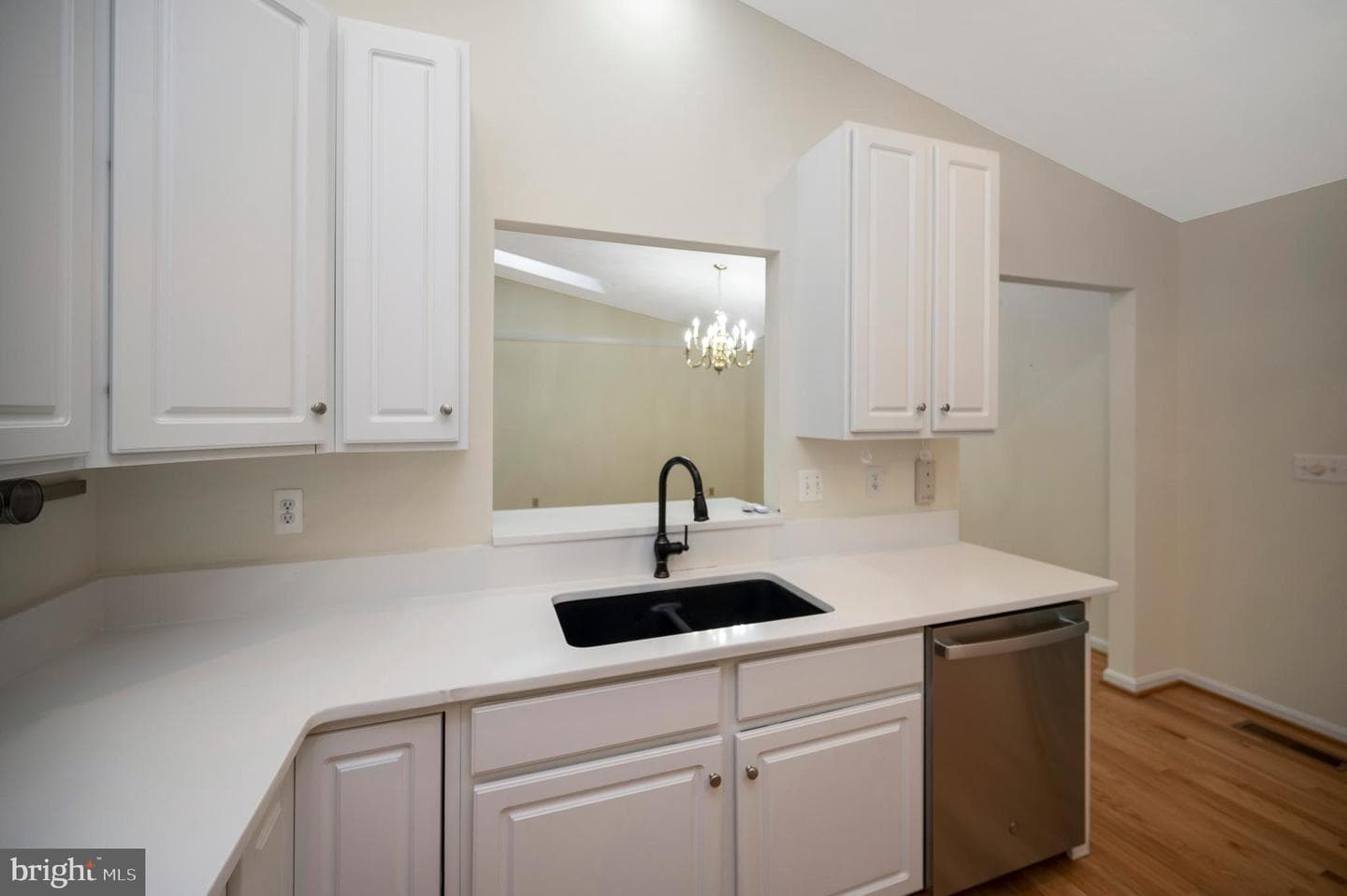 1011 Eastover Parkway photo 17