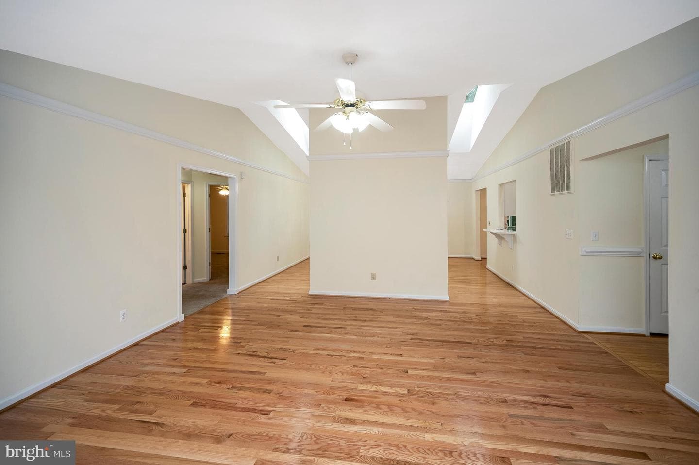 1011 Eastover Parkway photo 8