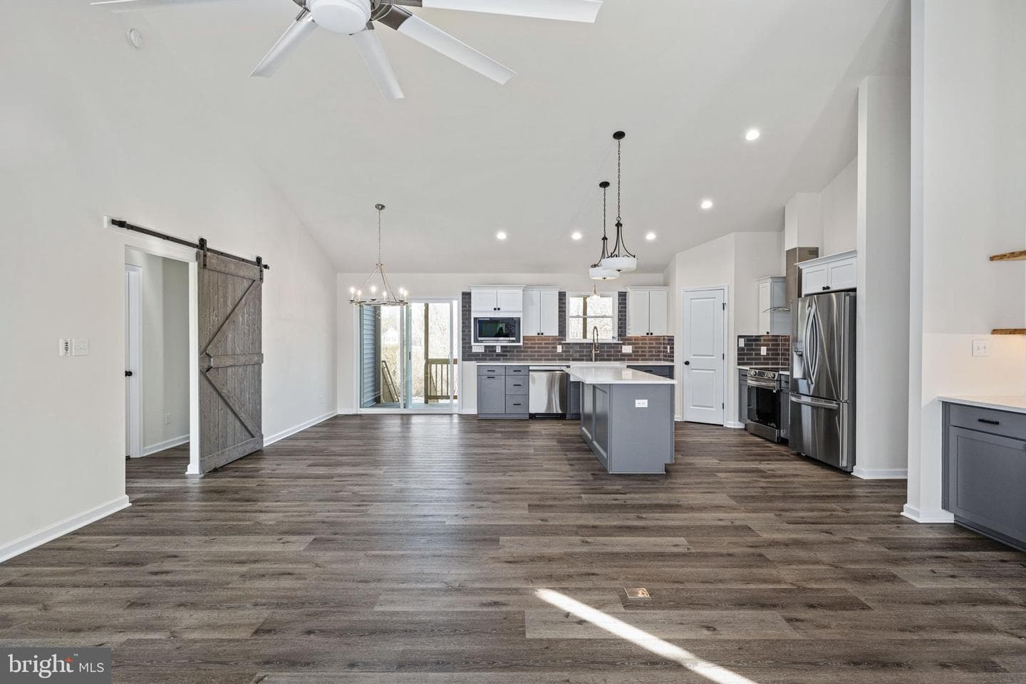 26375 Pennfields Dr photo 10