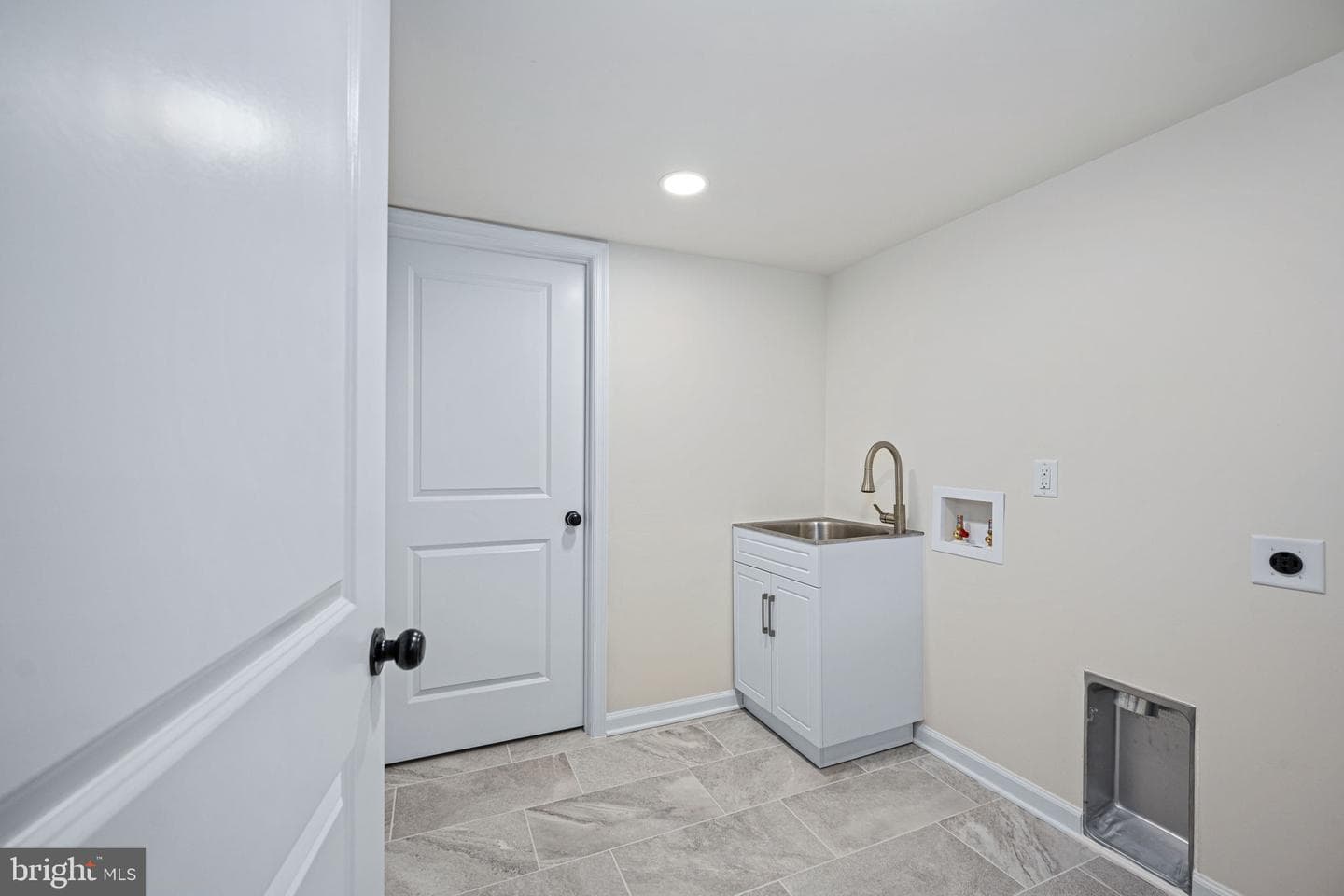 26375 Pennfields Dr photo 31