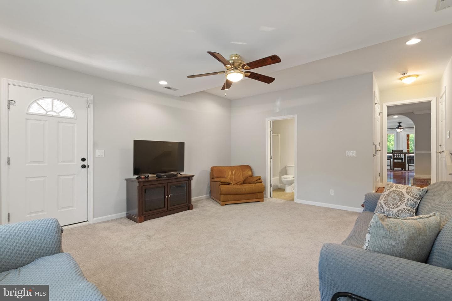 124 Harrison Circle photo 28