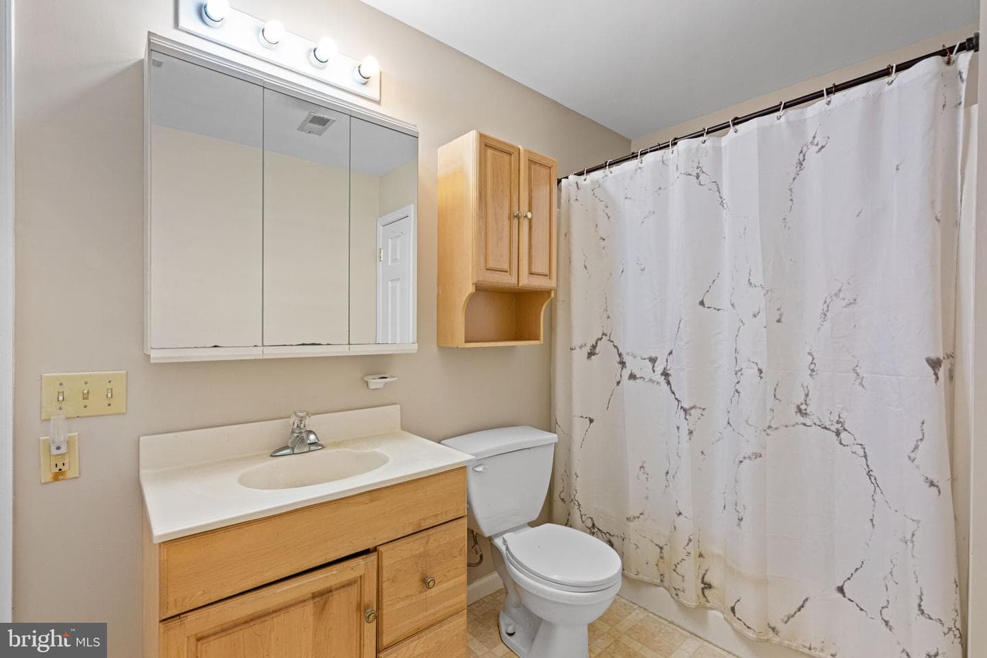 124 Harrison Circle photo 49