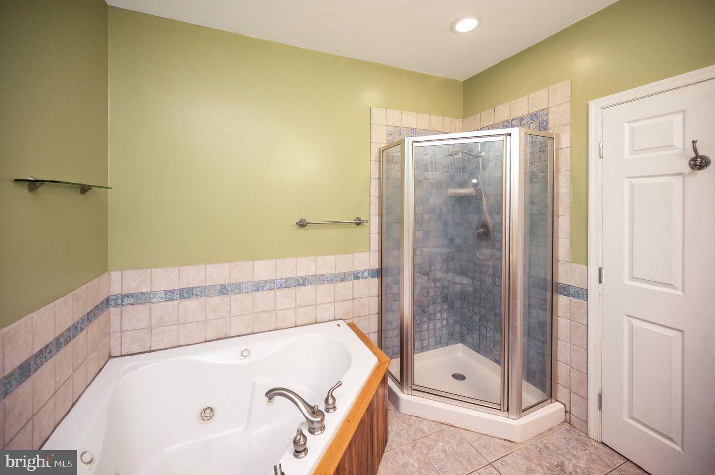 23202 Village Road photo 21