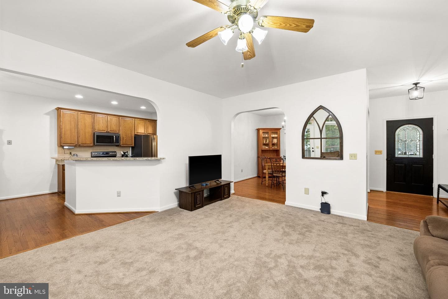 126 Yorktown Boulevard photo 19
