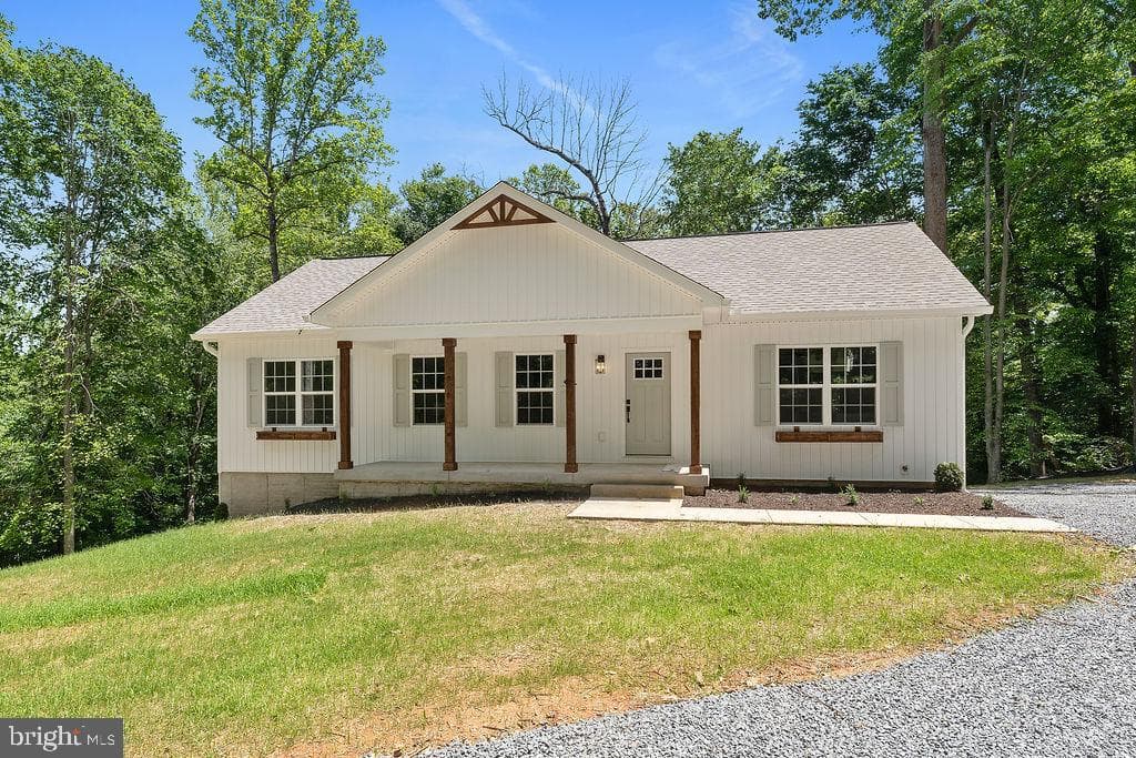12121 Albano Road, Barboursville