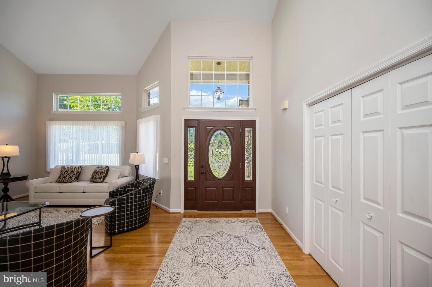 110 Lee Circle photo 7