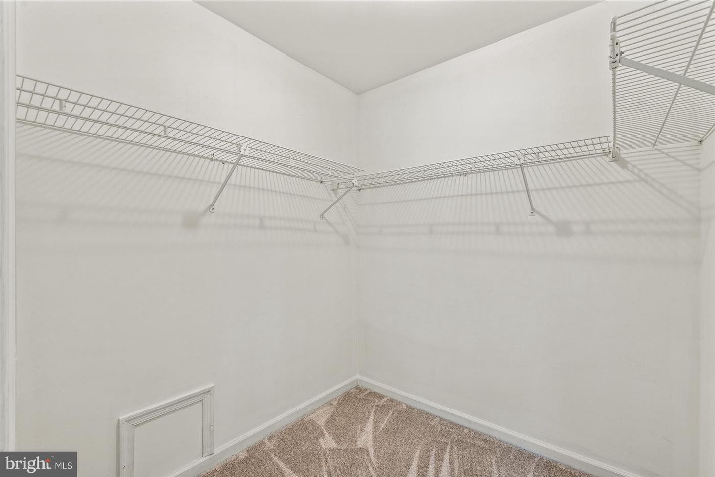 705 Mt Pleasant Drive photo 20
