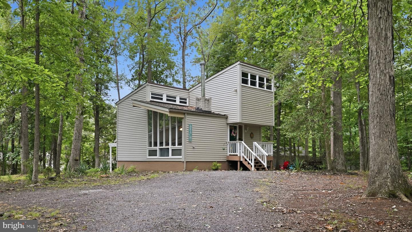 207 Cumberland Circle photo 4