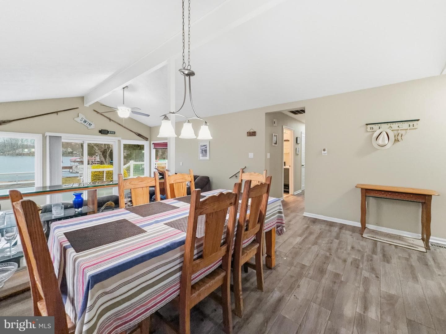 1353 Lakeview Parkway photo 10