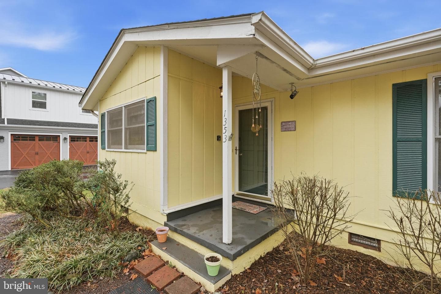 1353 Lakeview Parkway photo 4