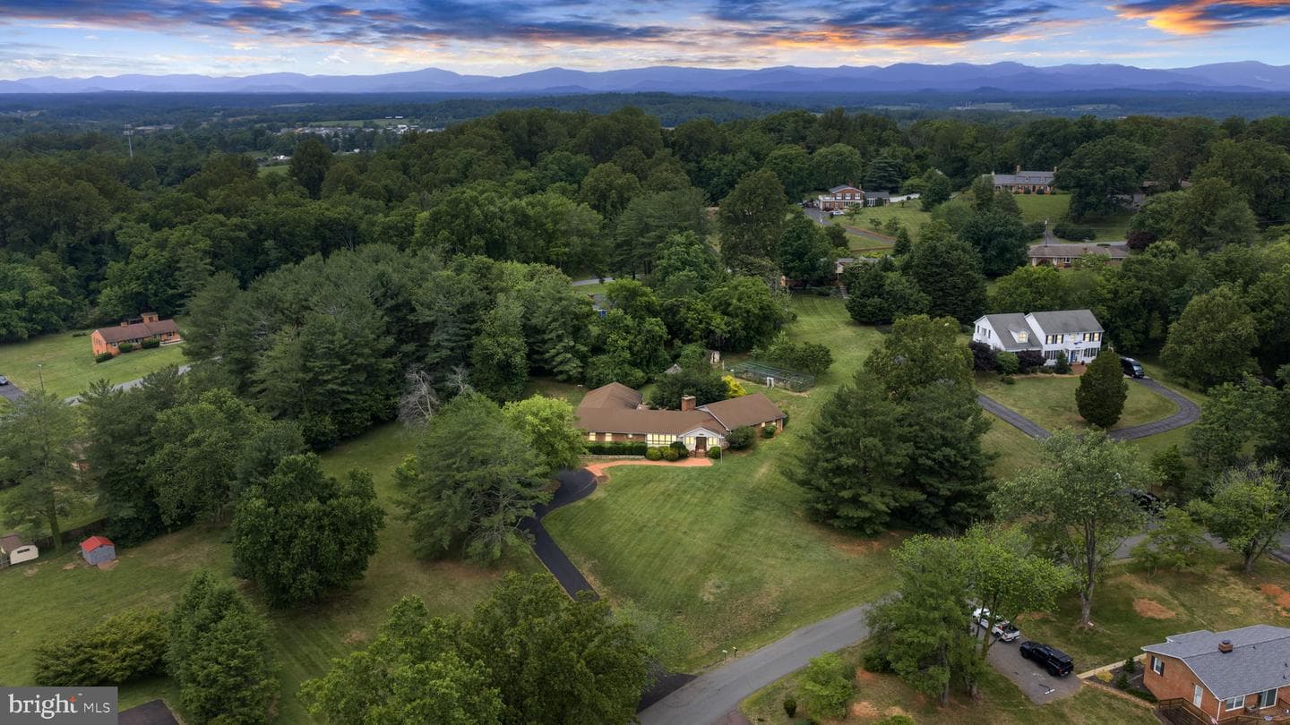 252 Boxley Lane, Orange
