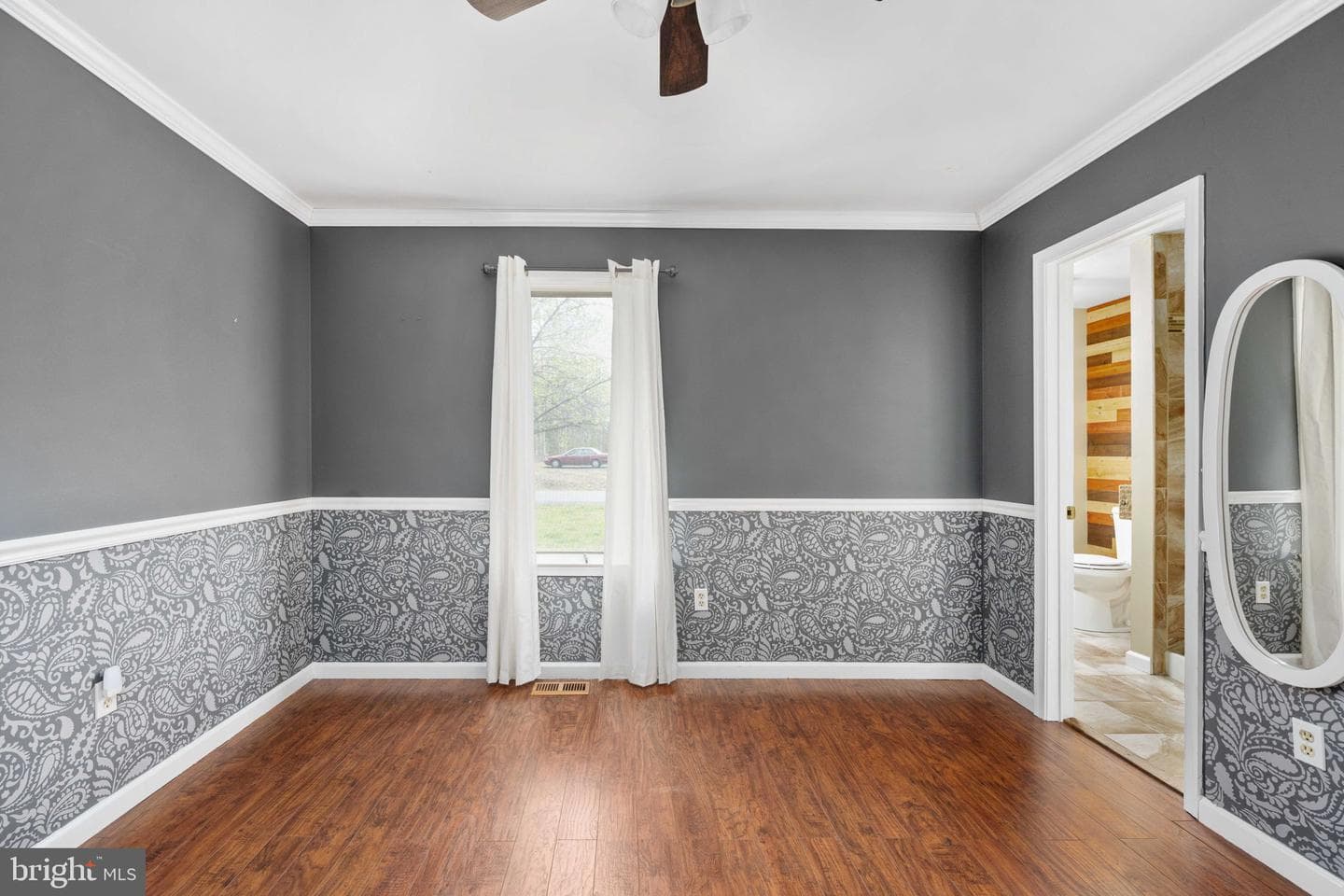 200 Liberty Boulevard photo 16