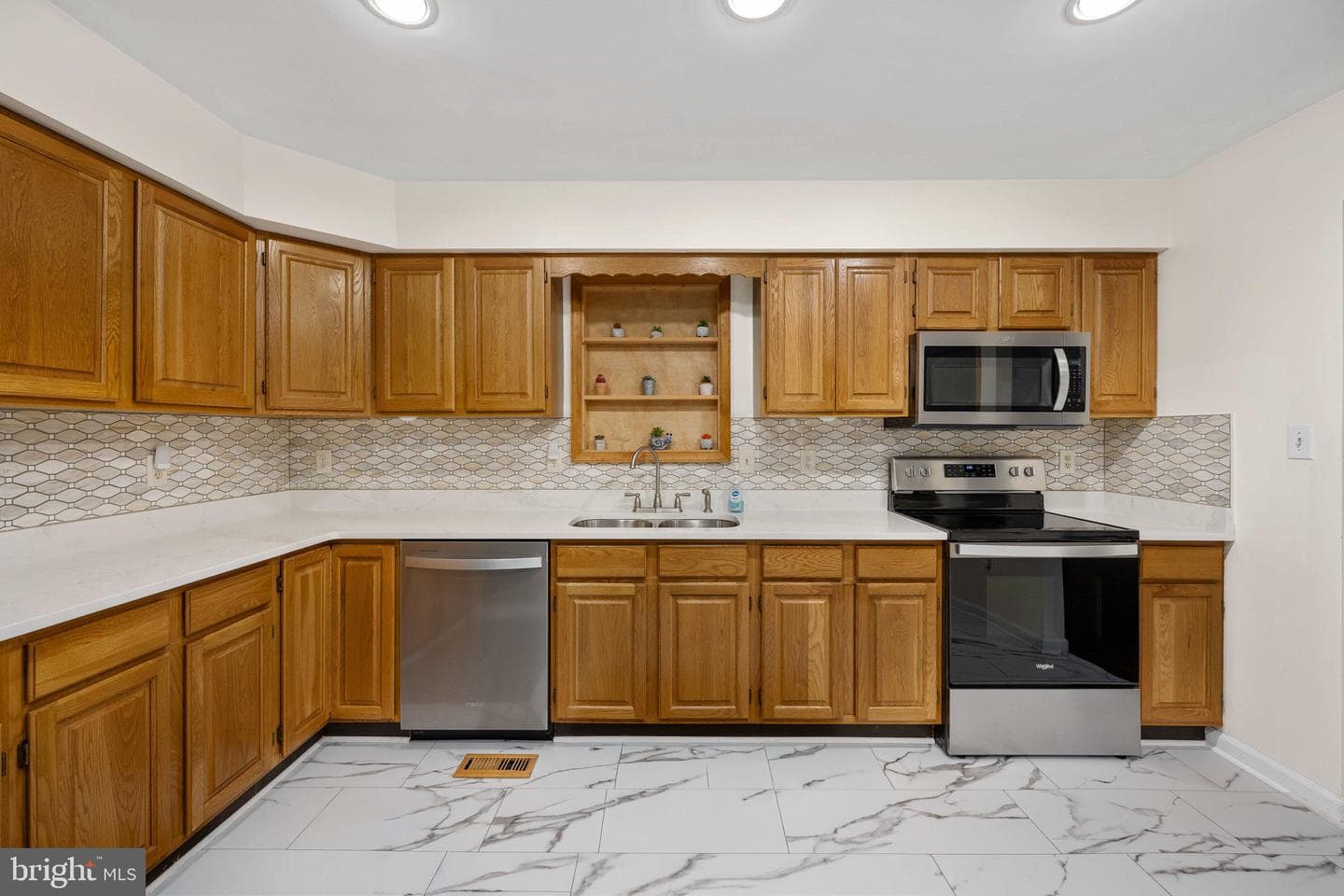 200 Liberty Boulevard, Locust Grove