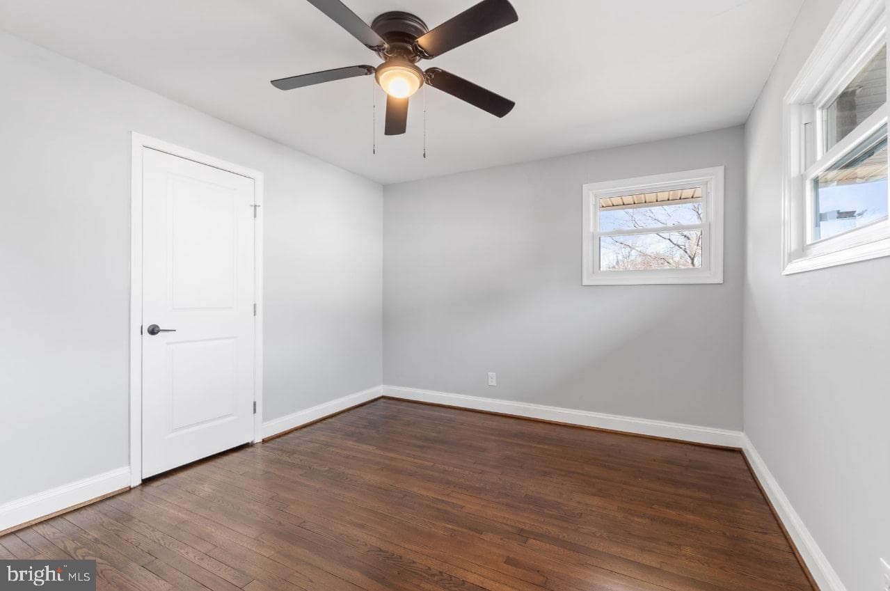 354 Berry Street photo 18