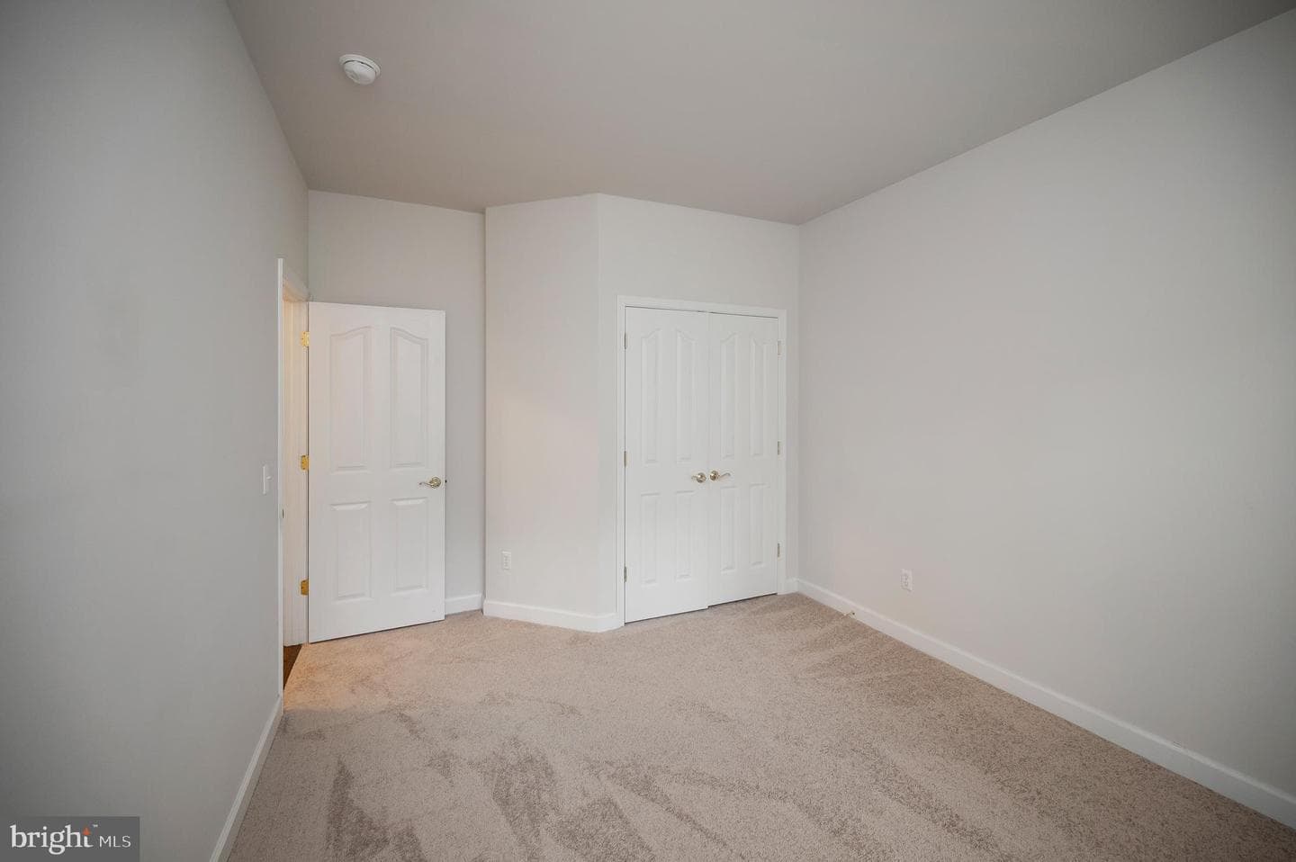 102 Marble Court photo 36