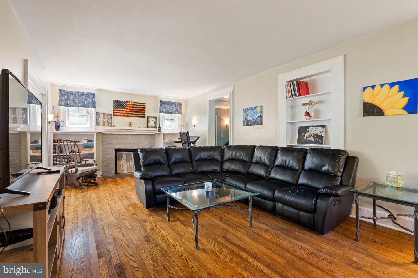 293 Caroline Street photo 9