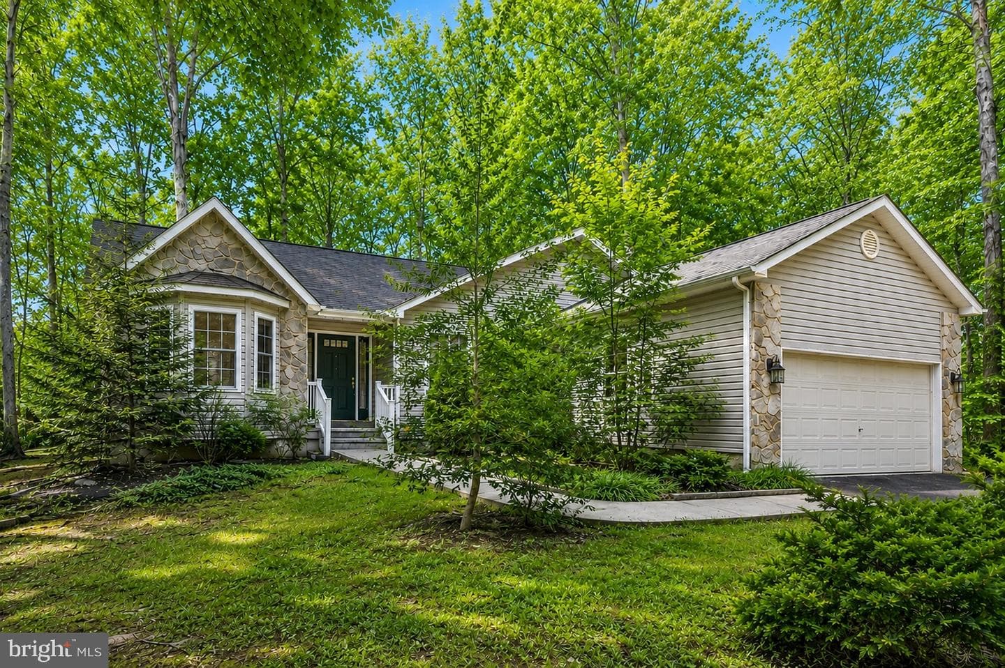 103 Tall Pines Avenue, Locust Grove