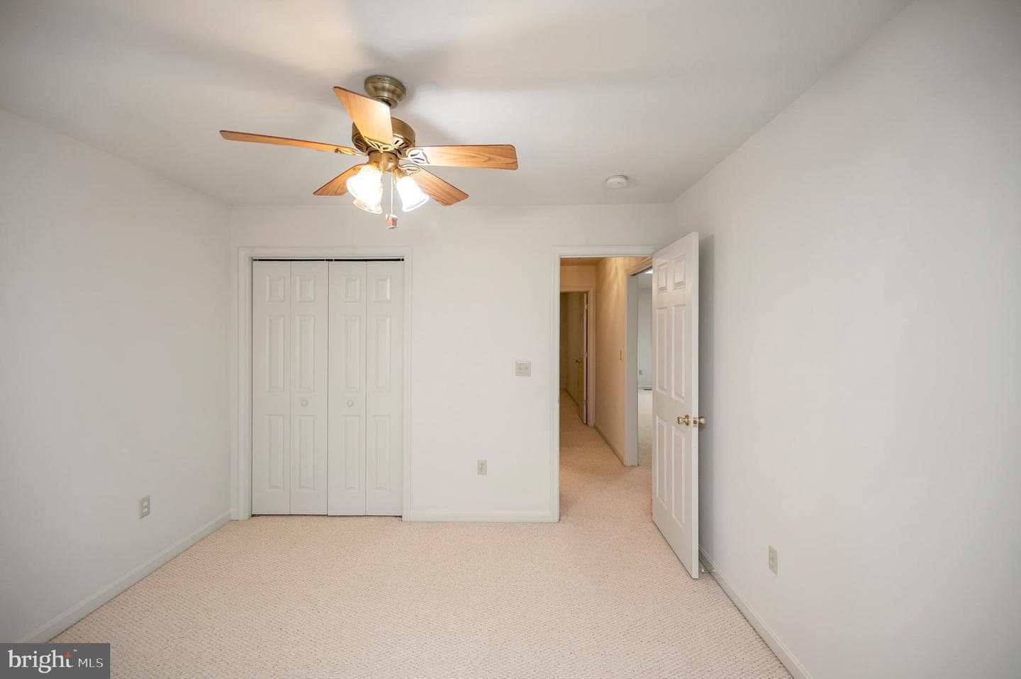 103 Tall Pines Avenue photo 27