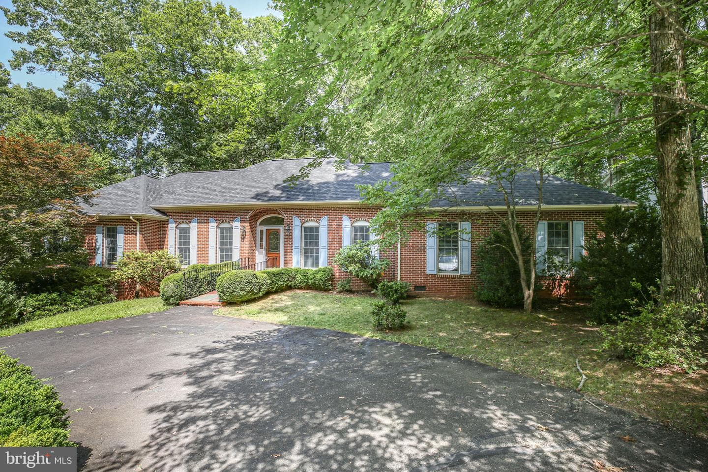 201 Green St, Locust Grove