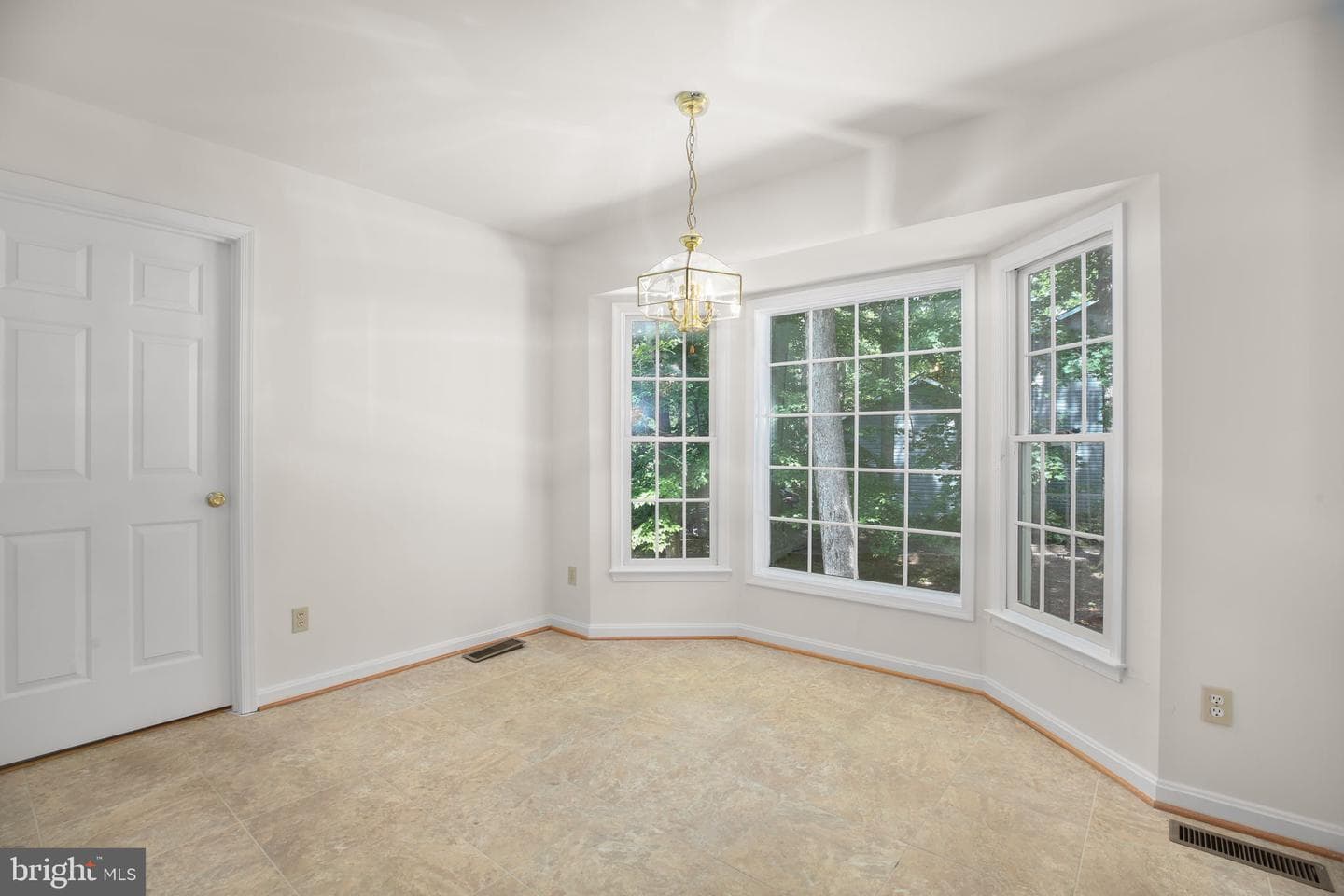 201 Green St photo 25