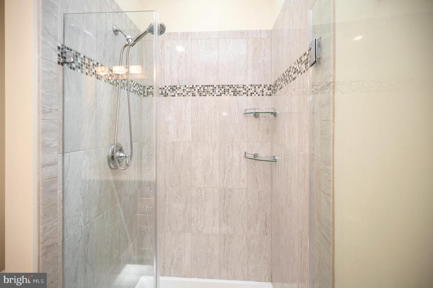 106 Cloverhill Court photo 15