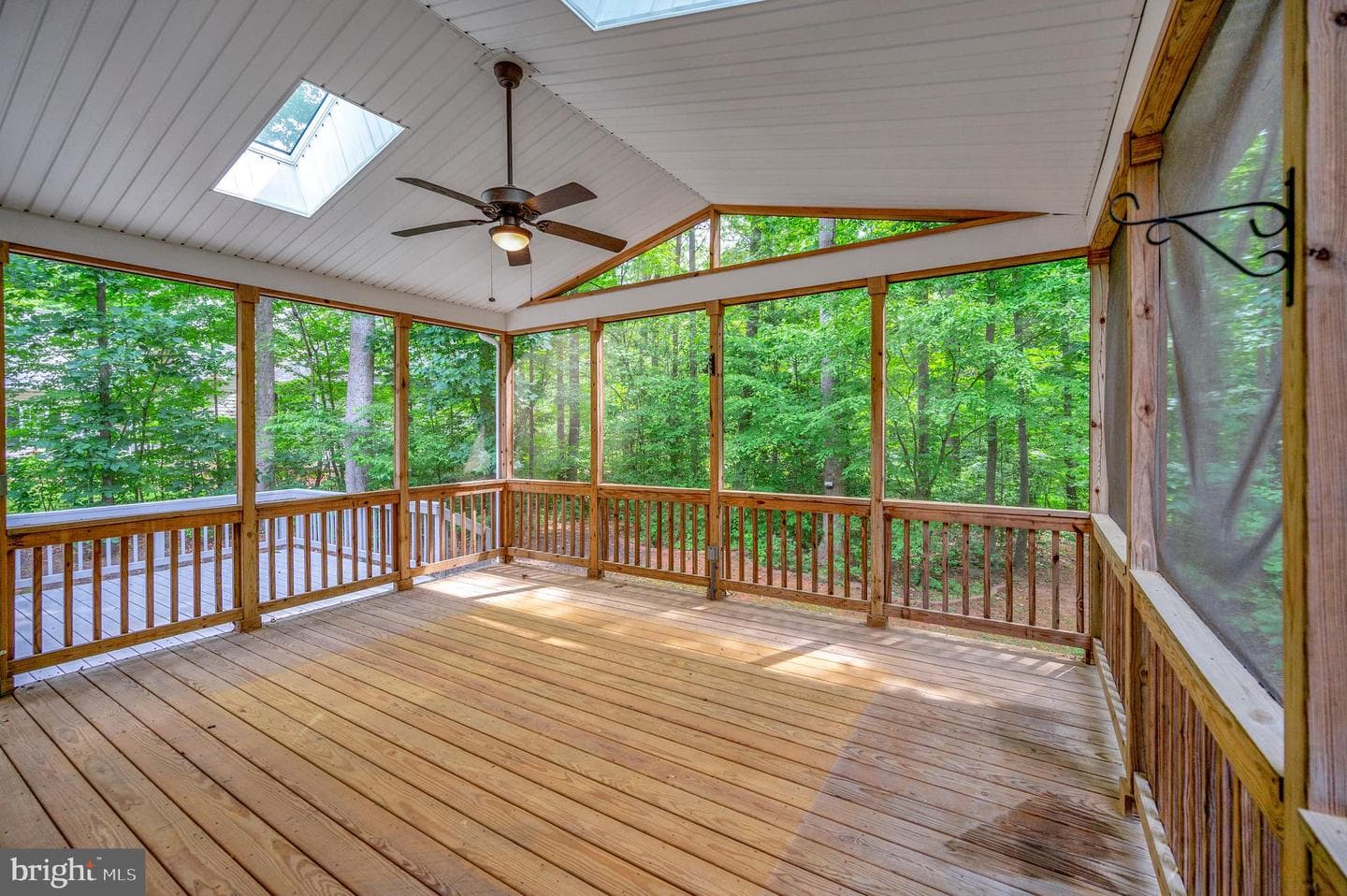 106 Cloverhill Court photo 42