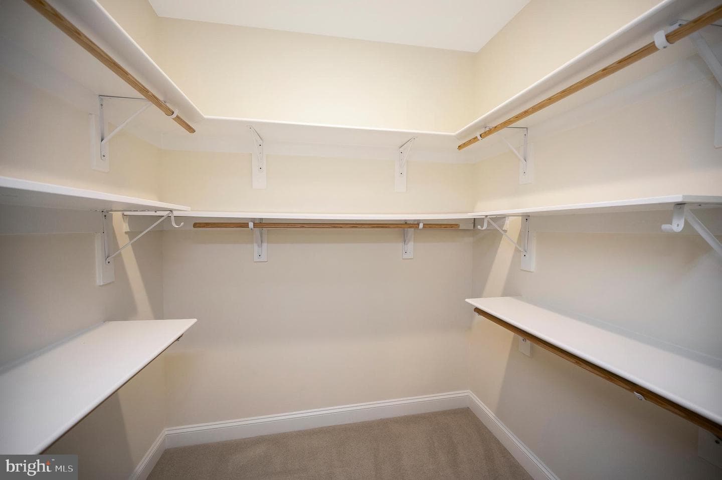 106 Cloverhill Court photo 49