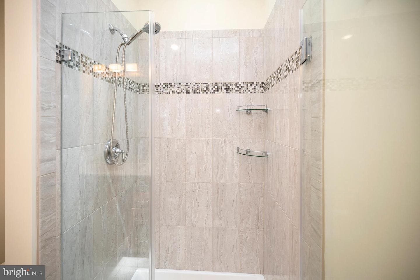 106 Cloverhill Court photo 53