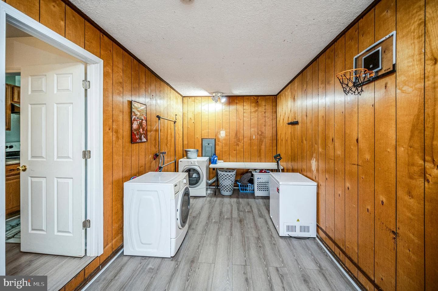 143 Jefferson Avenue photo 21