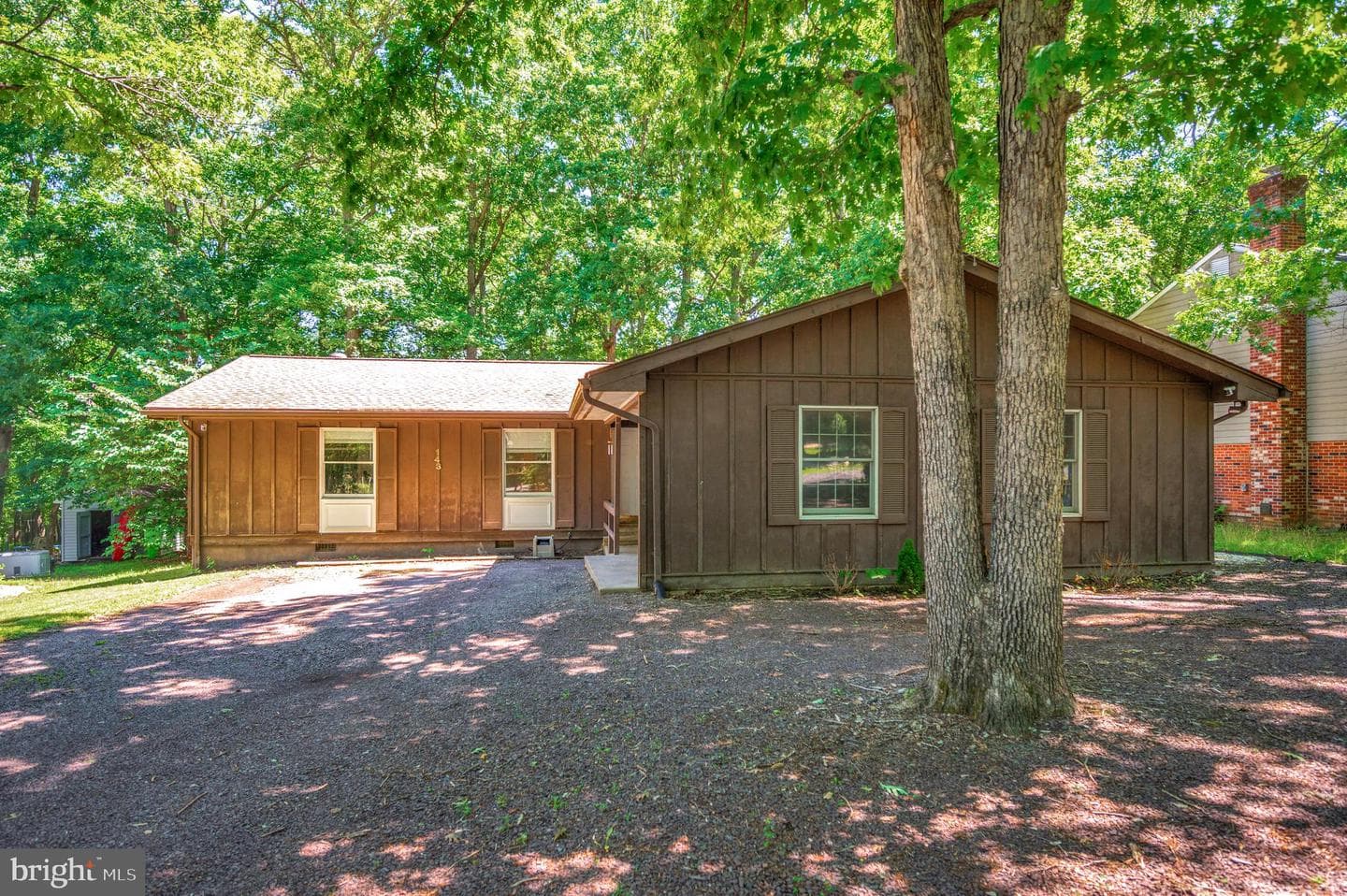 143 Jefferson Avenue photo 3