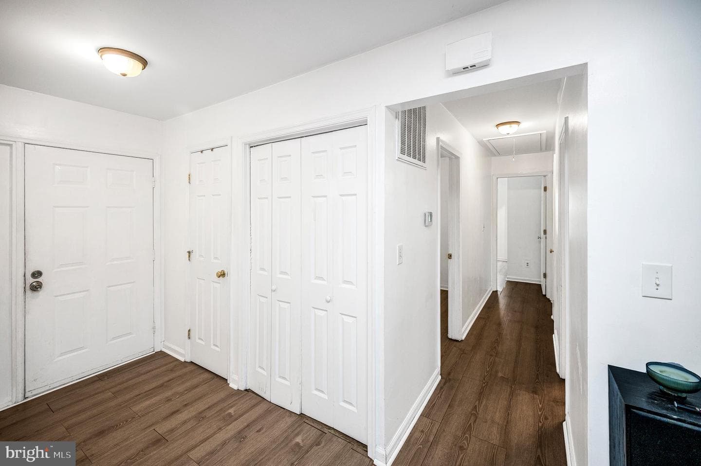 143 Jefferson Avenue photo 9