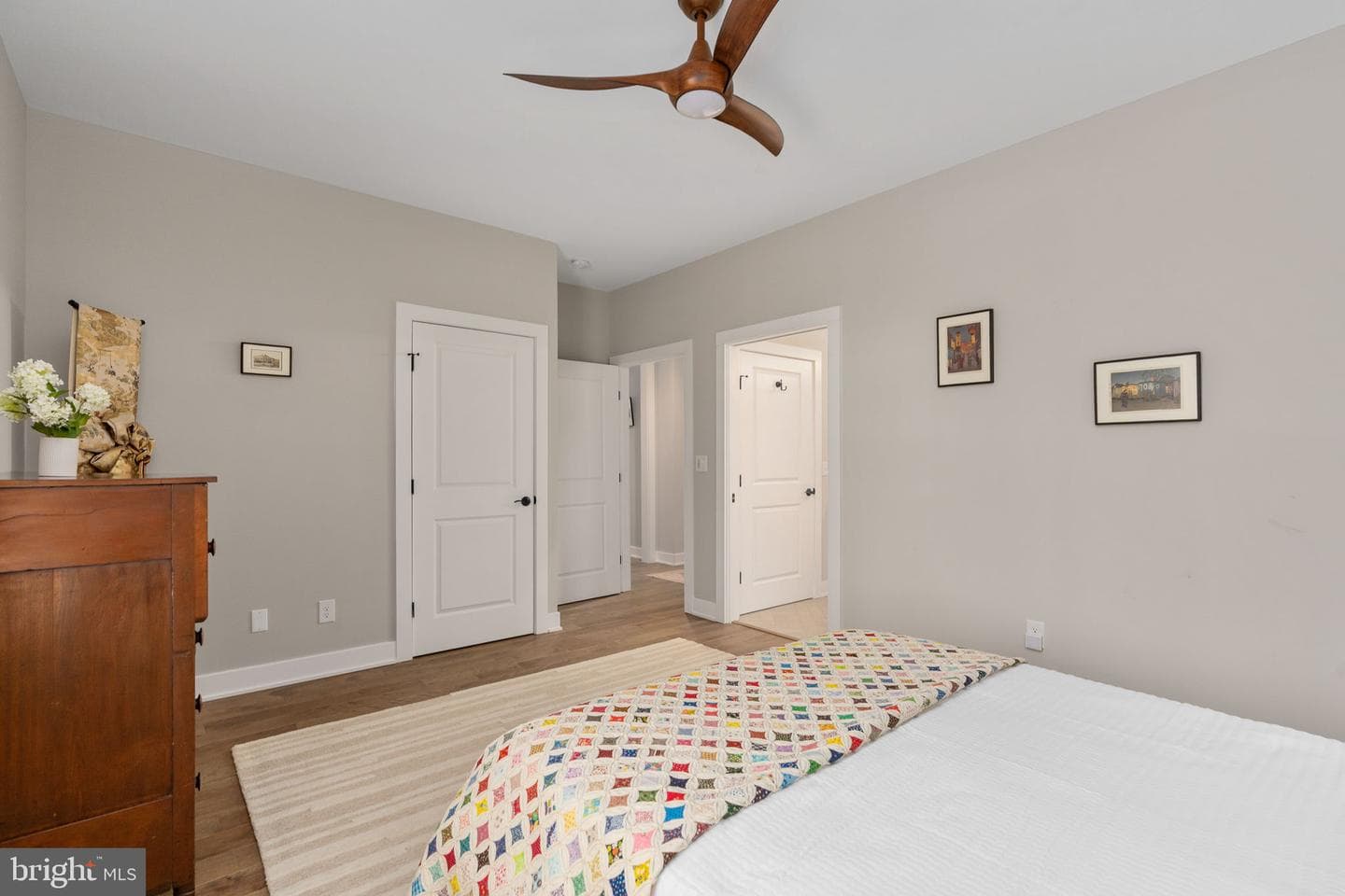 261 Washington Street photo 35