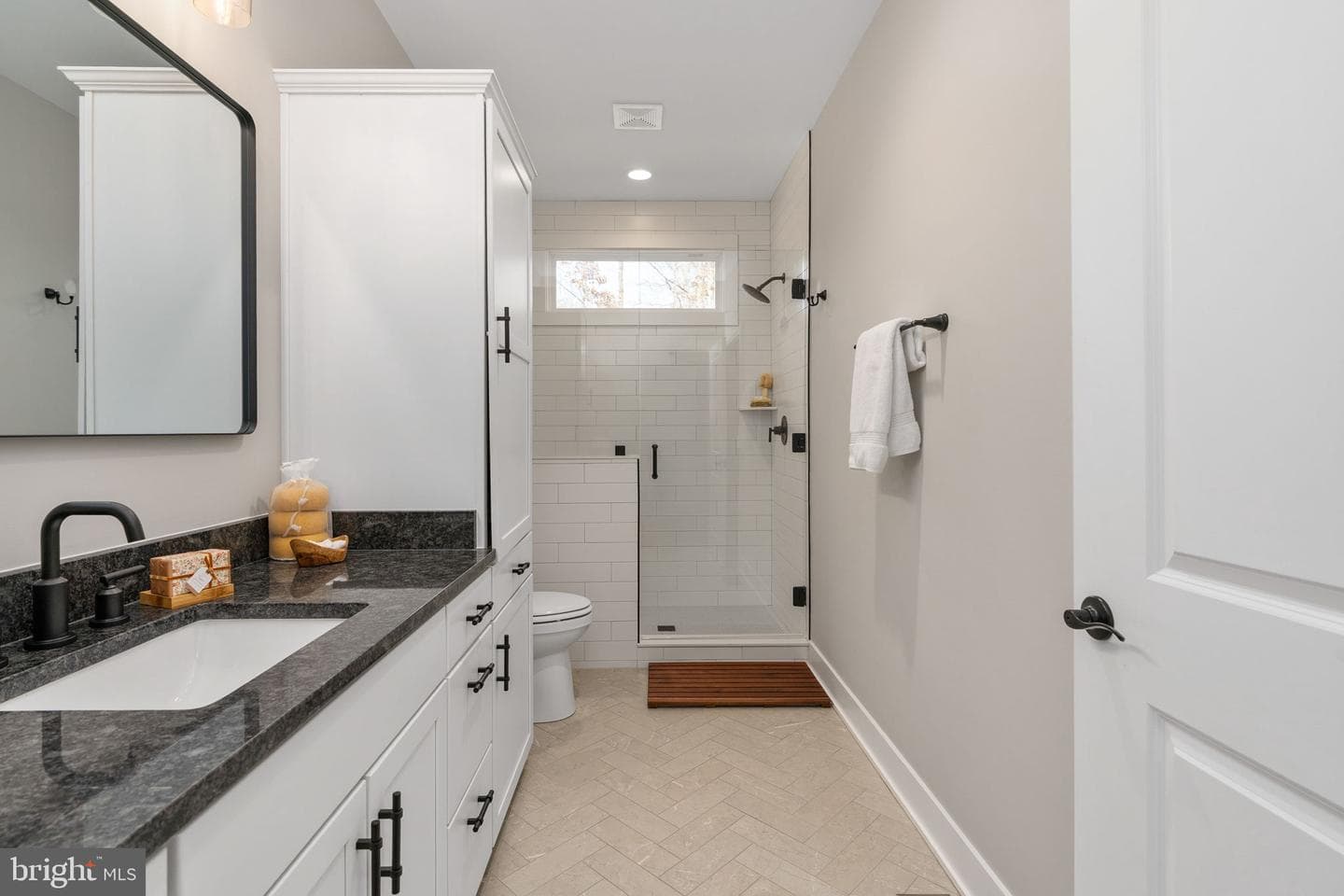 261 Washington Street photo 36