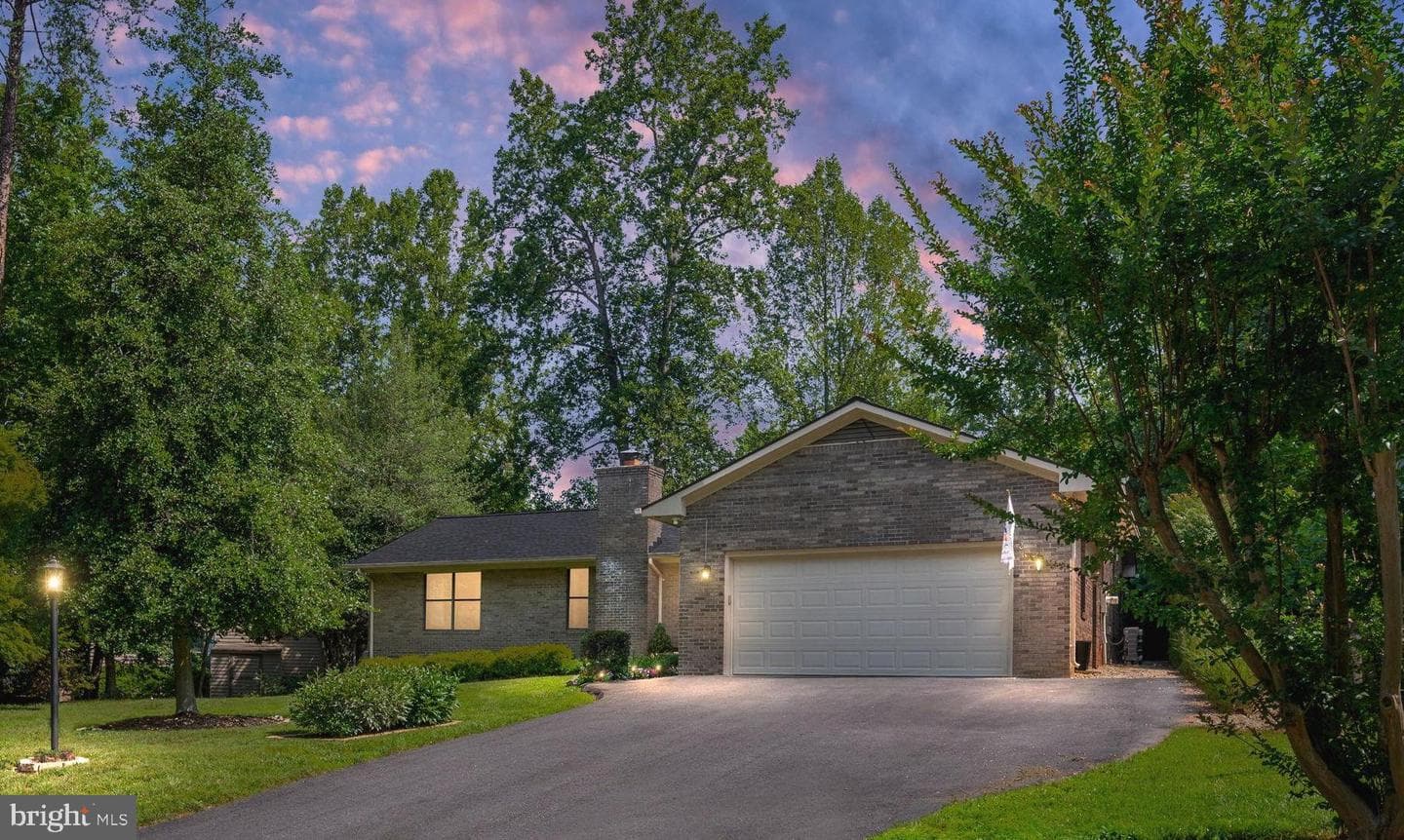 319 Birchside Cir, Locust Grove