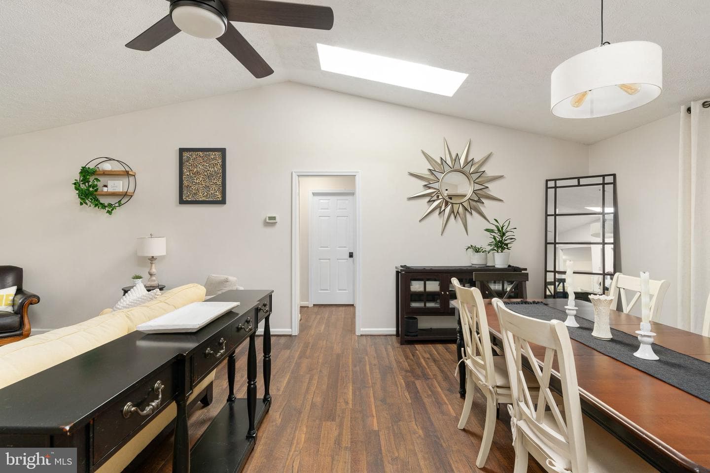 319 Birchside Circle E photo 13