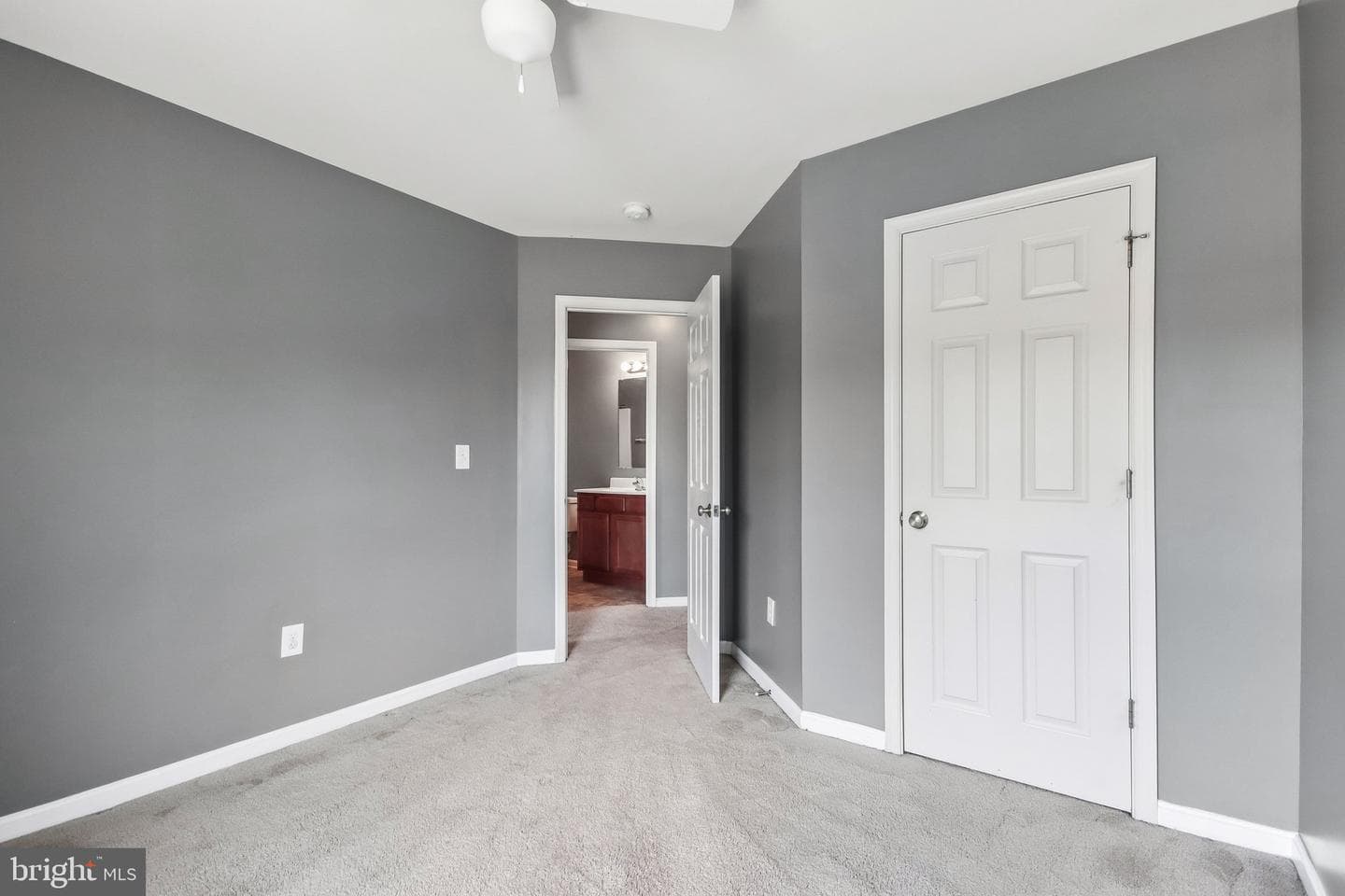 35142 Saba Place photo 23