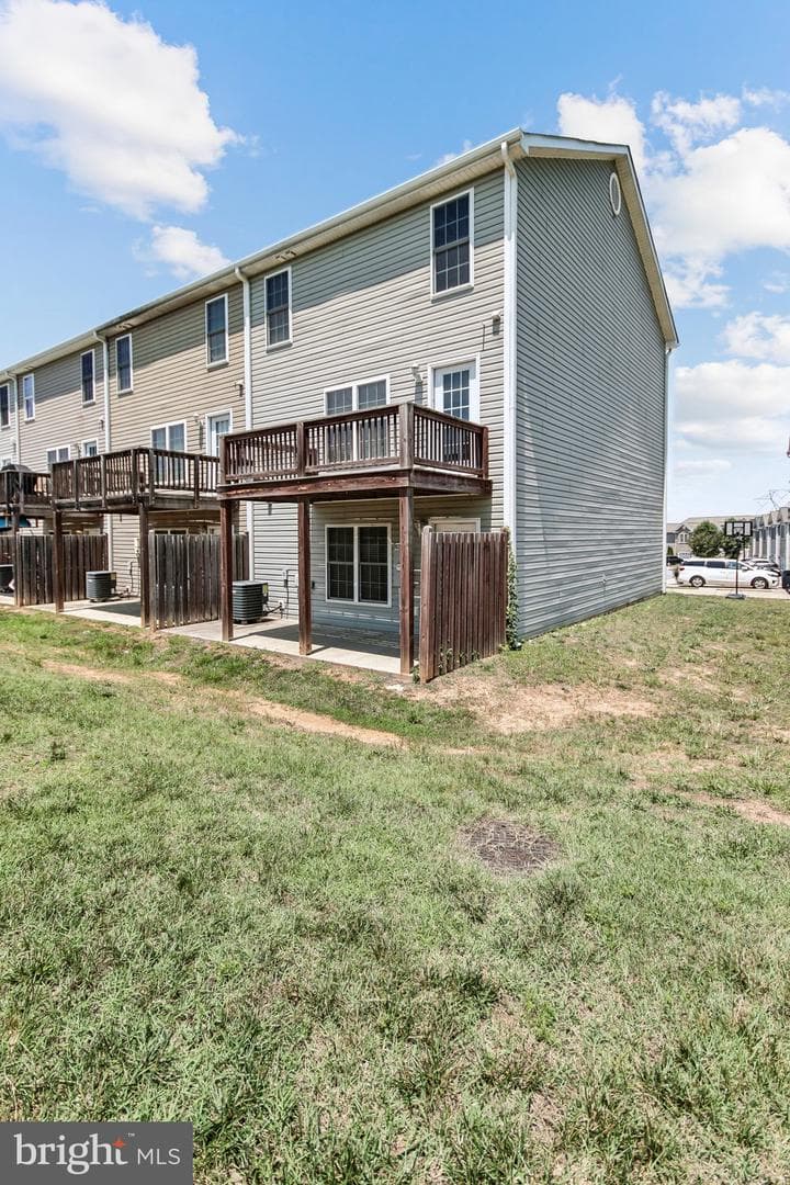 35142 Saba Place photo 27