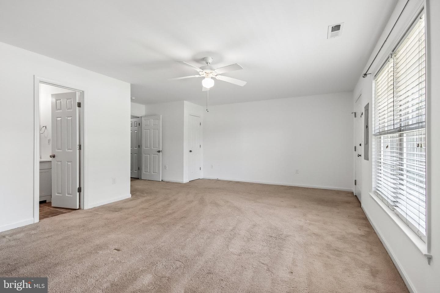 35142 Saba Place photo 6