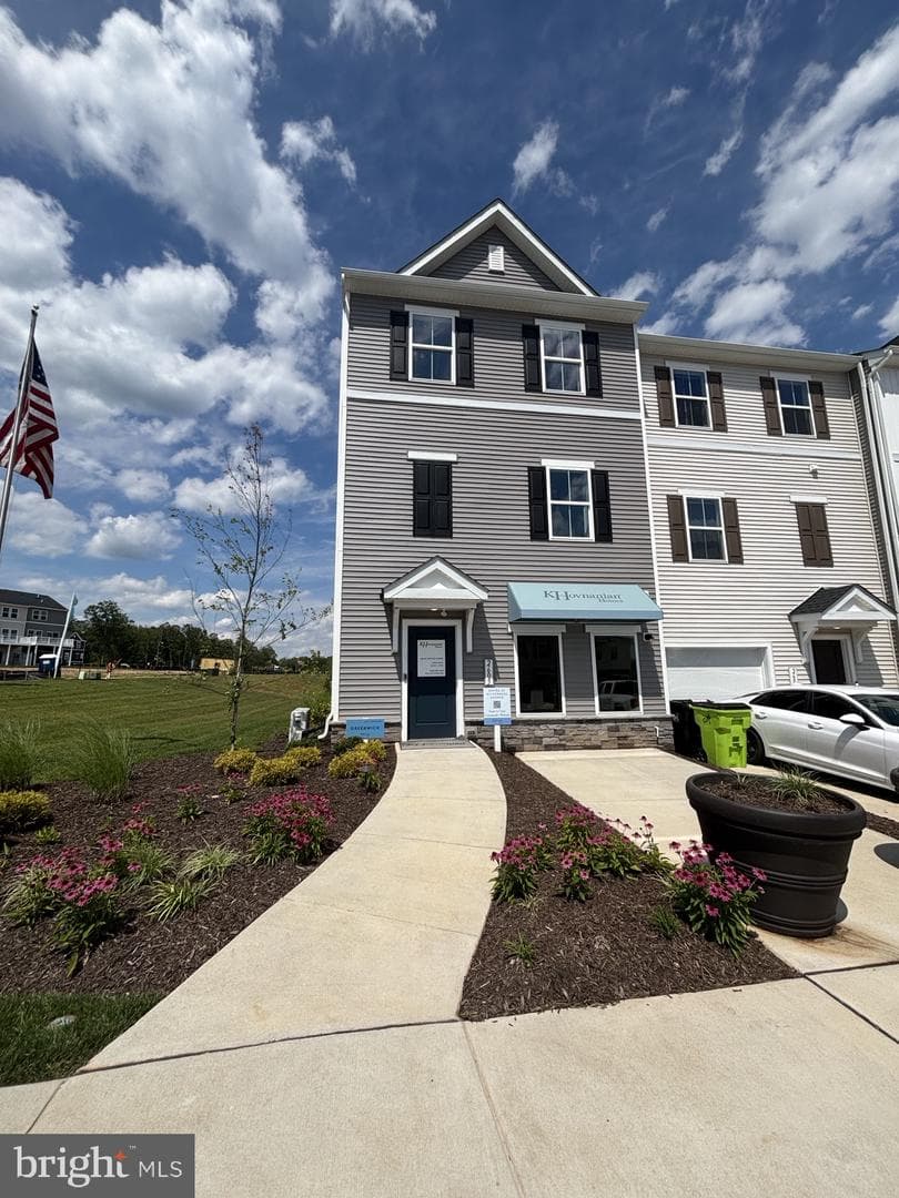 2605 Grey Wolf Ln, Locust Grove