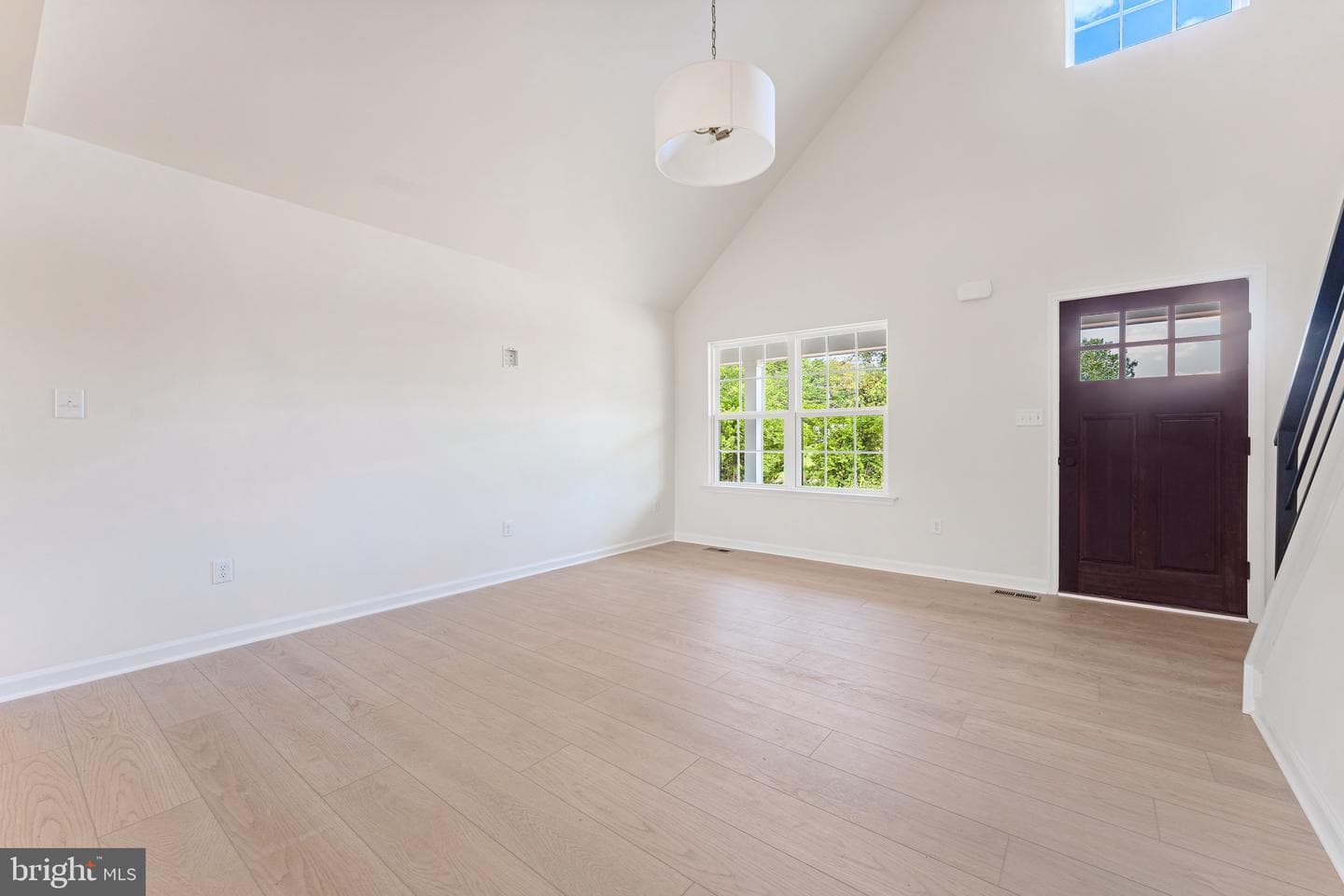15381 Ridge Road photo 20