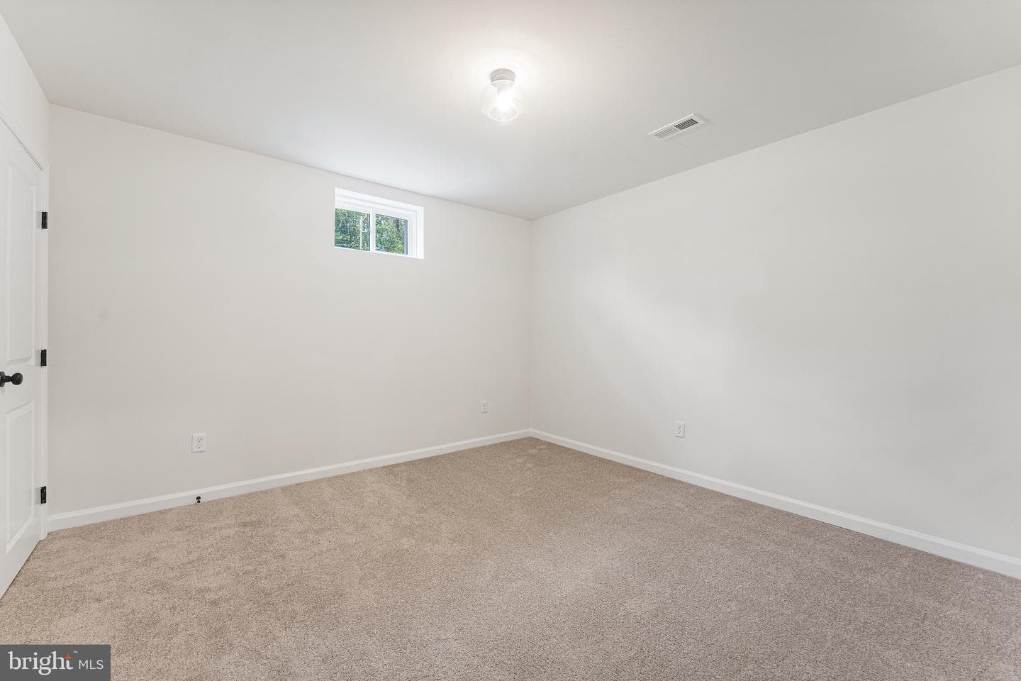 15381 Ridge Road photo 27
