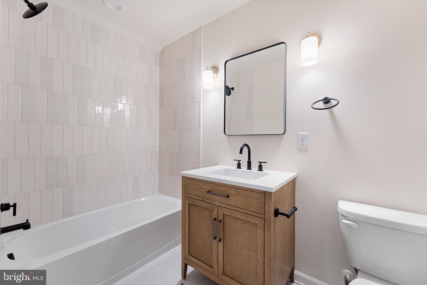 15381 Ridge Road photo 33
