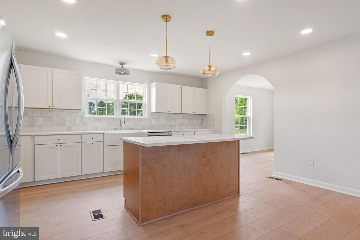 15381 Ridge Road photo 9