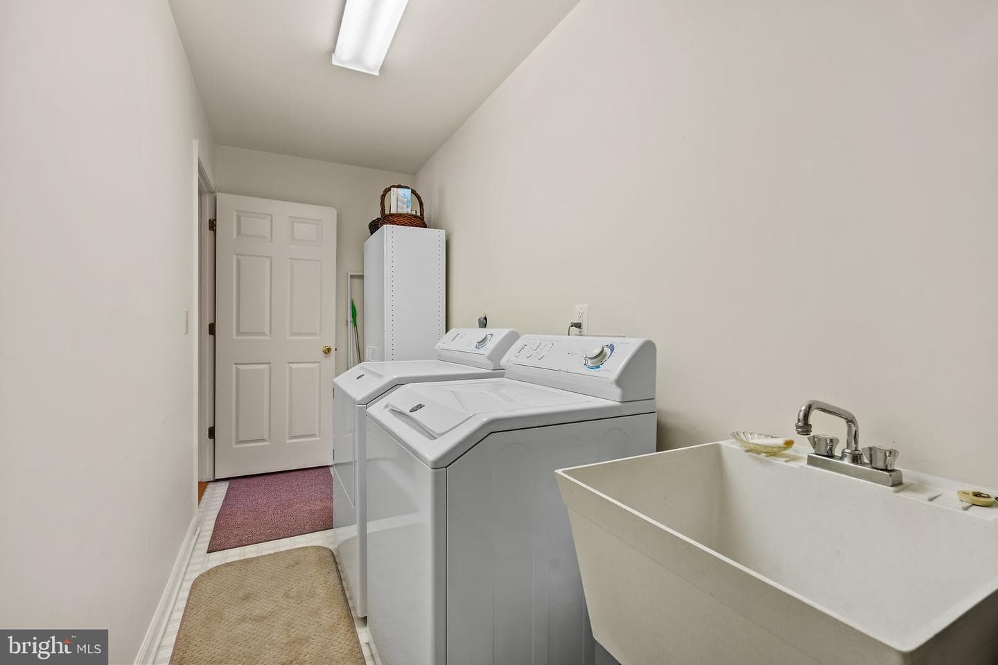 103 Eagle Court photo 36