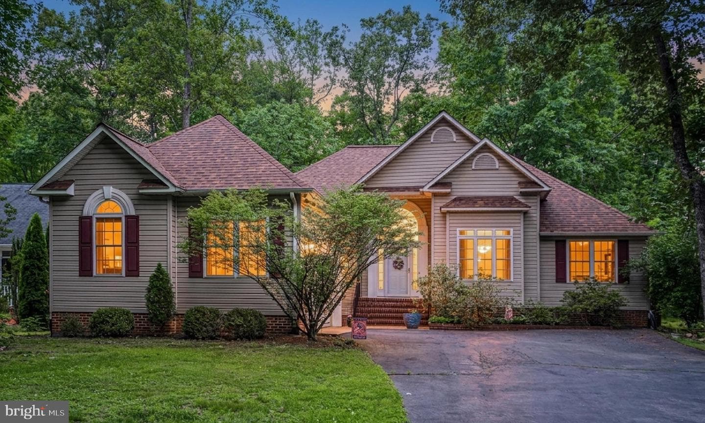 103 Cedar Court, Locust Grove