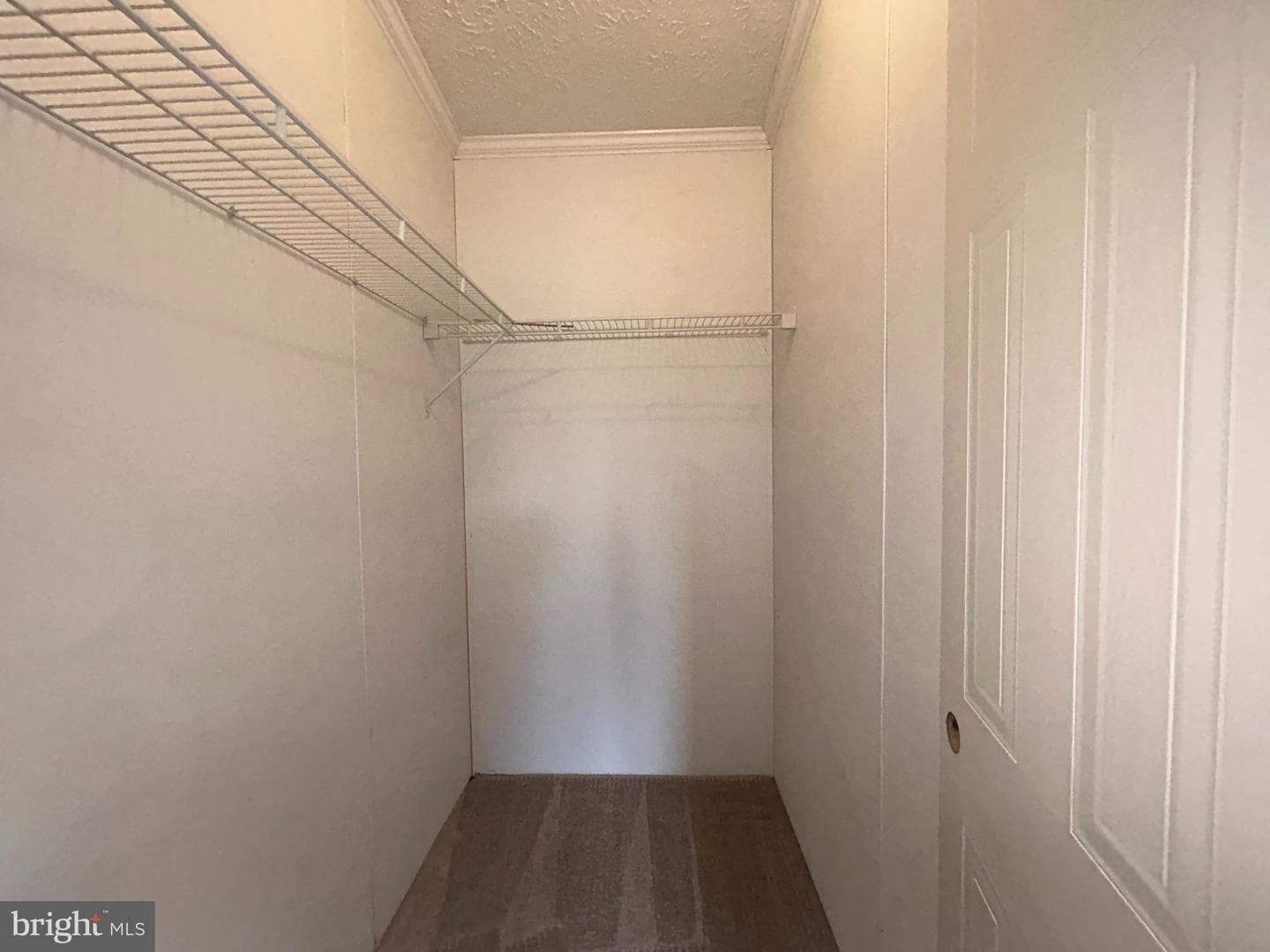 23221 Independence Road photo 18