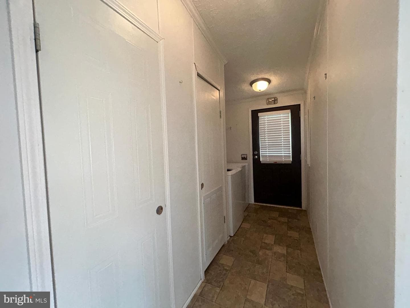 23221 Independence Road photo 26